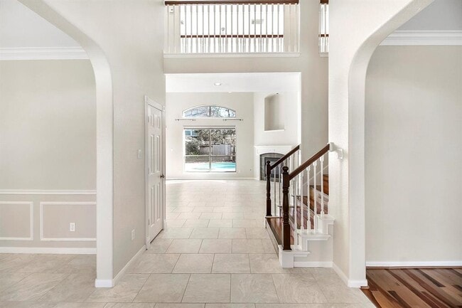 Building Photo - 803 Chisel Point Dr