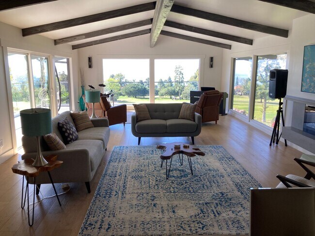 Building Photo - Resort Style Living in Rancho Palos Verdes