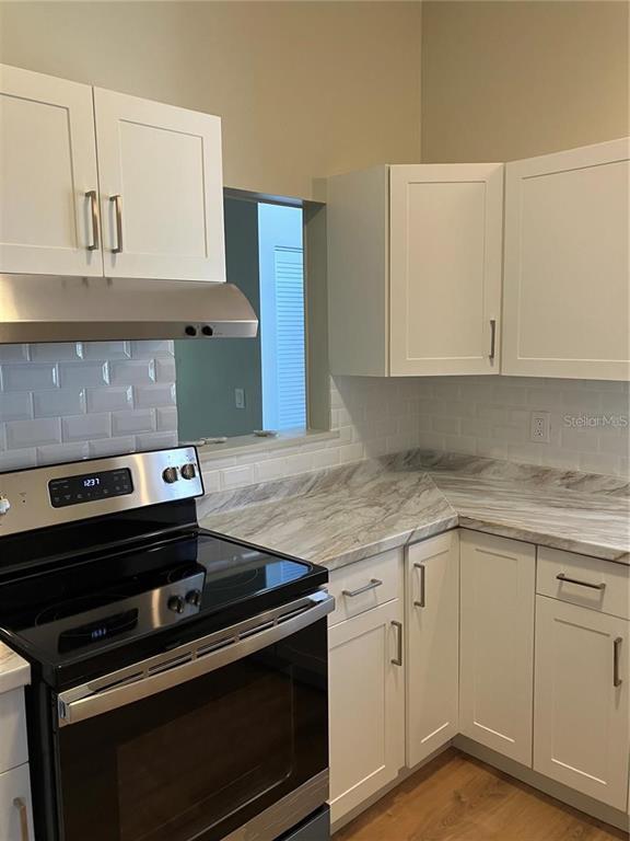 Foto del edificio - 5715 Gallatin Ln