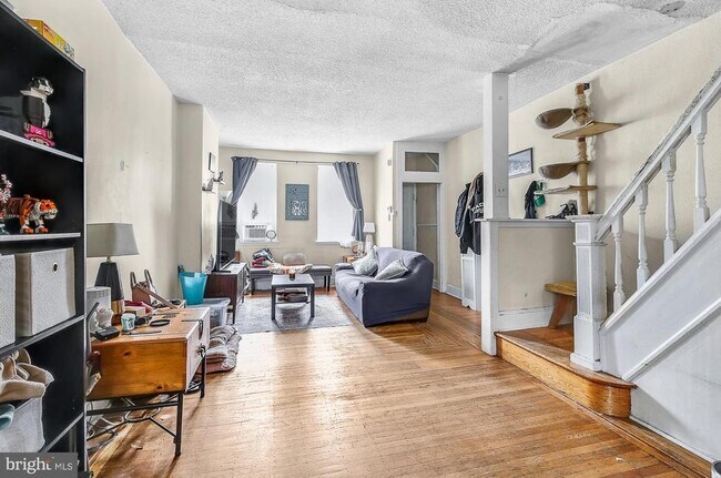Foto del edificio - 2343 E Huntingdon St