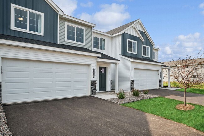 Foto del edificio - Brand New Townhome - Be the first to live here!