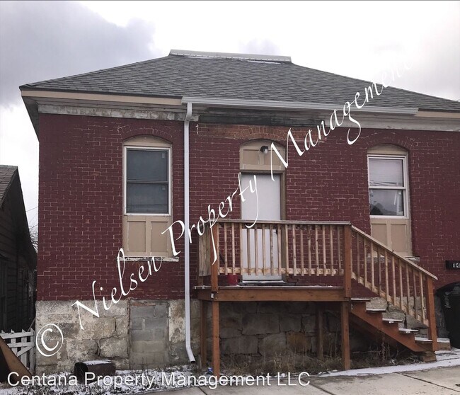 Building Photo - 140 W Platinum St