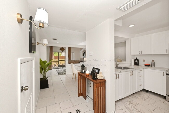 Photo - 2107 Honour Rd Townhome