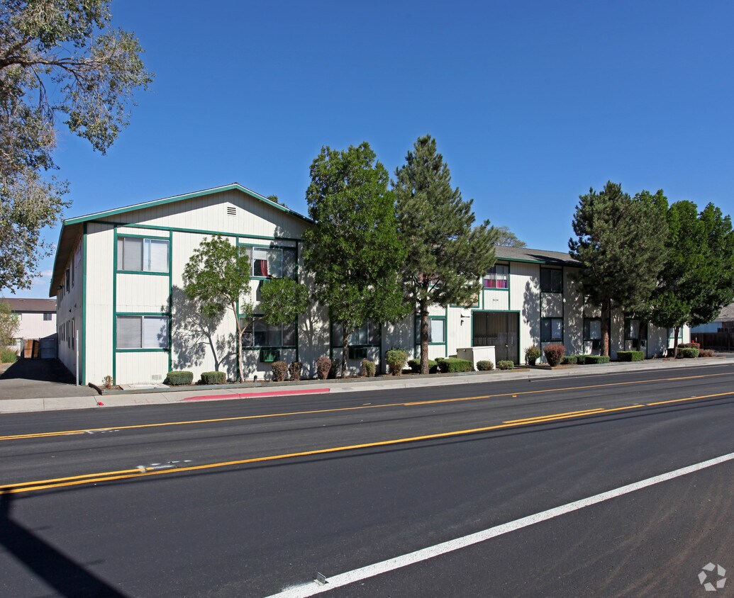 Foto del edificio - Oakwood Apartments
