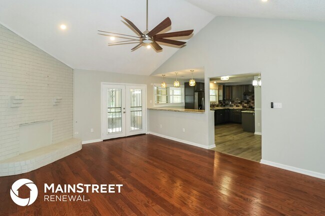 Foto del edificio - 5707 Heartwood Dr