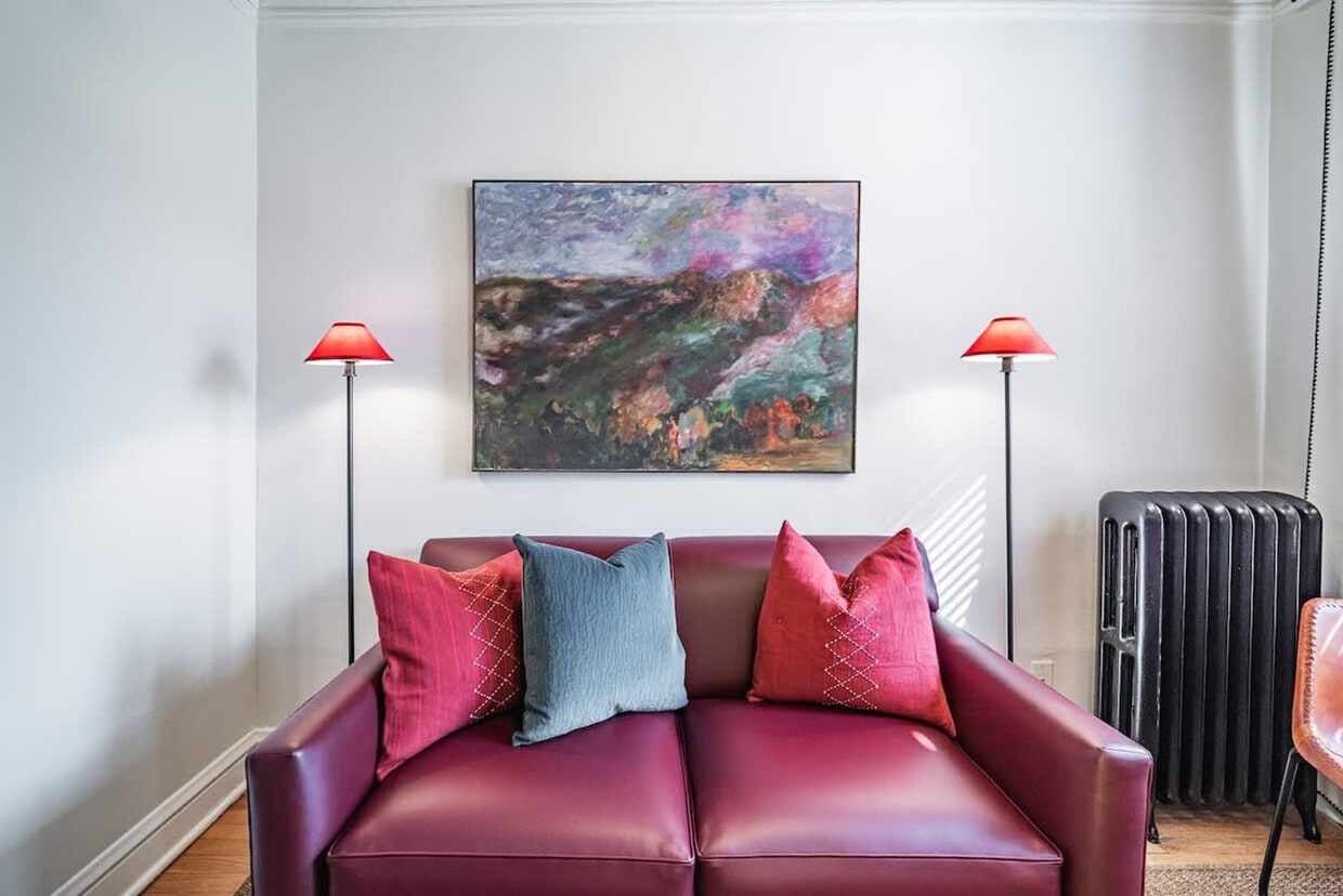 Primary Photo - 3551 N Janssen Ave