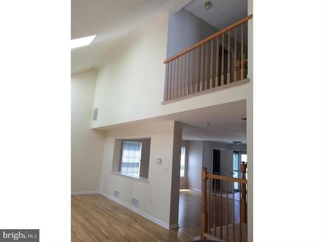 Building Photo - 24 Marchesi Dr