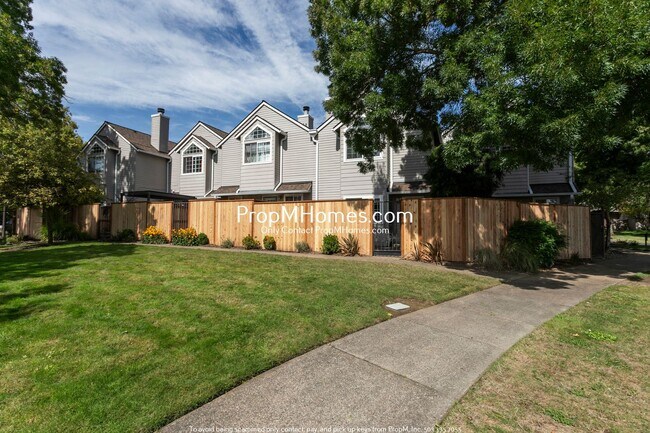 Foto del edificio - 28705 SW Roger Blvd