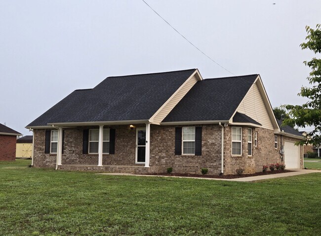 Photo - 1315 Auldridge Dr House