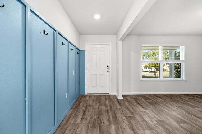 Building Photo - 630 Earl Godwin Rd