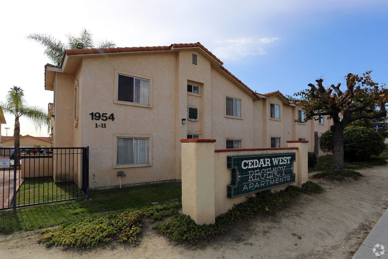 Primary Photo - Cedar West Regency Apartments