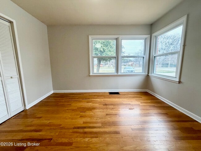 Foto del edificio - 3302 Goldsmith Ln