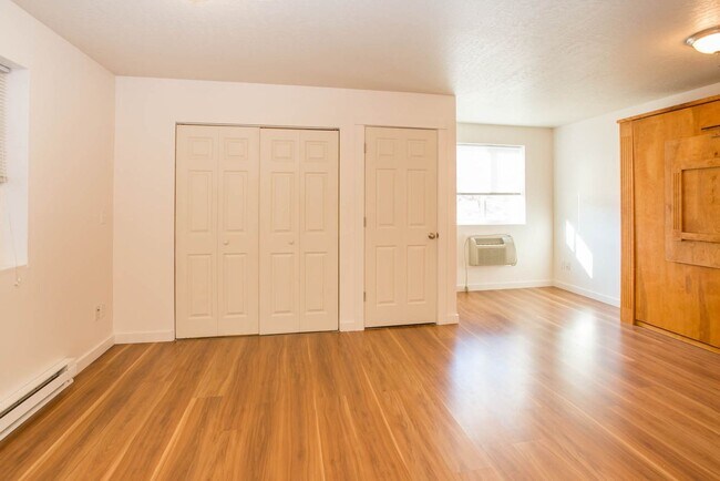 Foto del edificio - 1906 S 14th St W