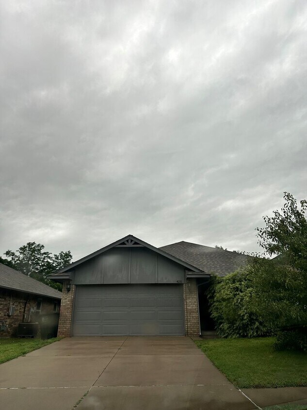 4216 Condor Dr, Norman, OK 73072 House Rental in Norman, OK