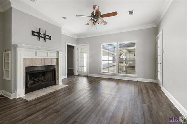 Foto del edificio - 4 Bedroom in Springlake Subdivision
