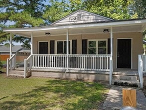 Building Photo - 803 Rountree Ave SE