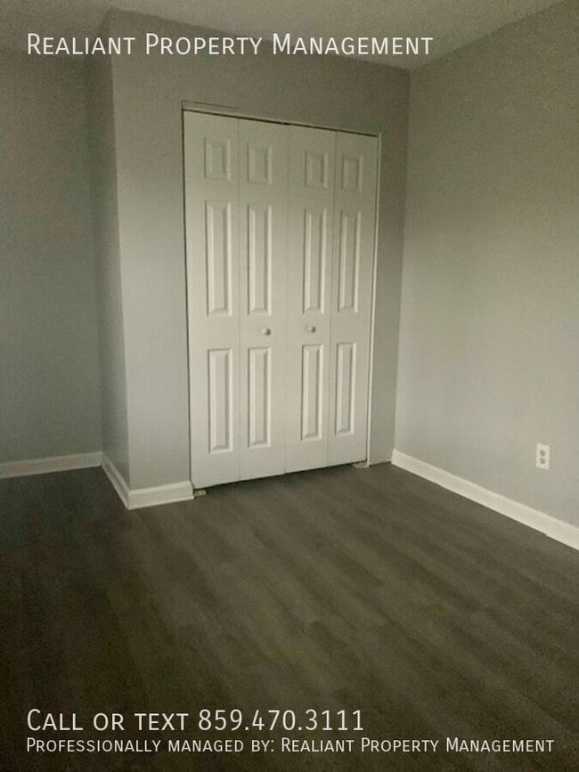 Foto del edificio - 215 Green St