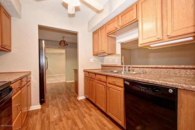 Foto del edificio - 3820 RiverOaks Ln