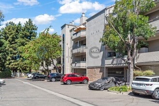 Building Photo - Unit 214
