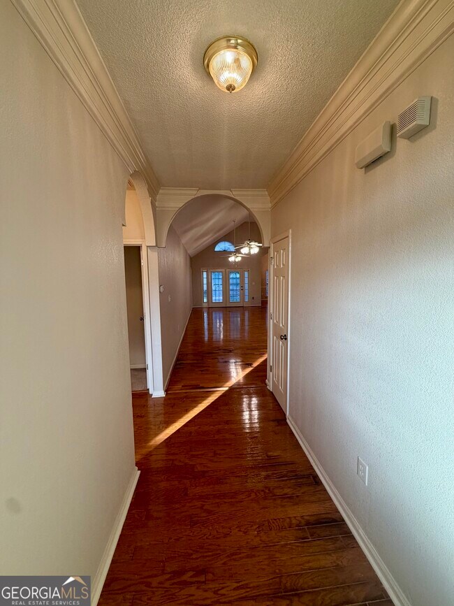 Foto del edificio - 213 Carrington Ln