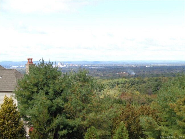 Foto del edificio - 21 Kinne Rd