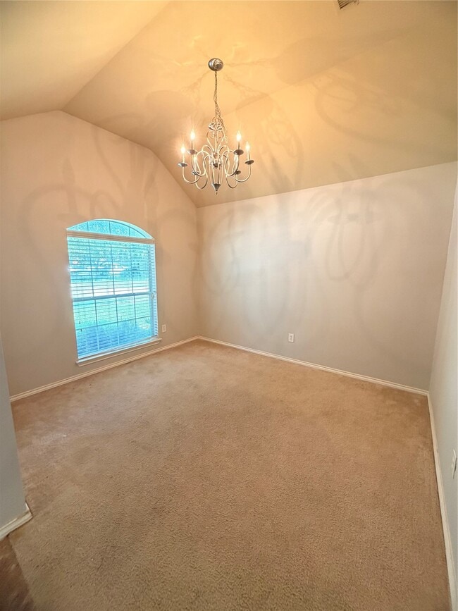 Building Photo - 2210 Thorn Berry Creek Ln