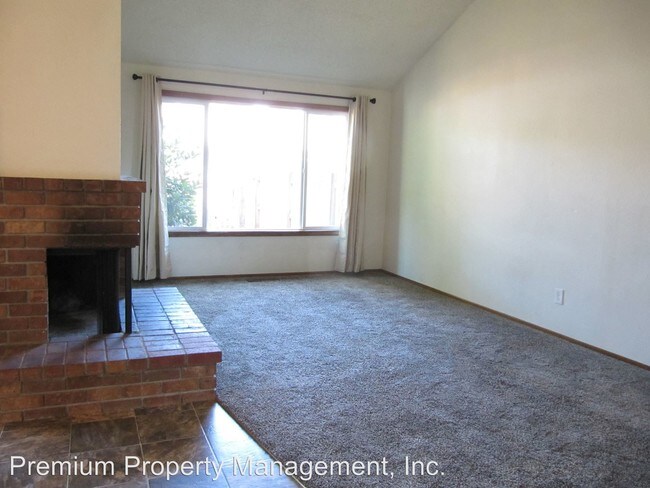 Foto del edificio - 1126-1128 46th Pl SE