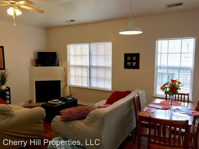 Foto del edificio - 3 br, 2 bath Apartment - 1721 Ohio