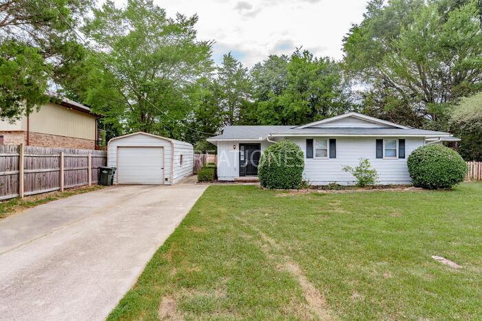Primary Photo - Charming 3 Bedroom in Easley!
