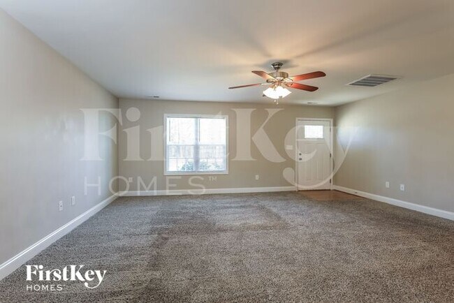 Foto del edificio - 288 Southcircle Dr NW