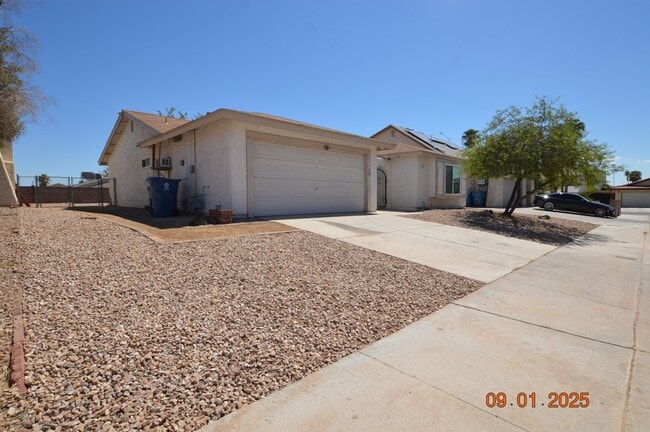 Building Photo - 3744 Riano Cir