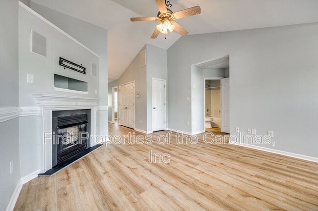 Building Photo - 1462 Harpers Inlet Dr