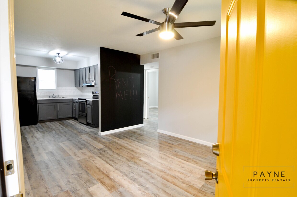 Foto principal - 4333 Rosemont Dr #B