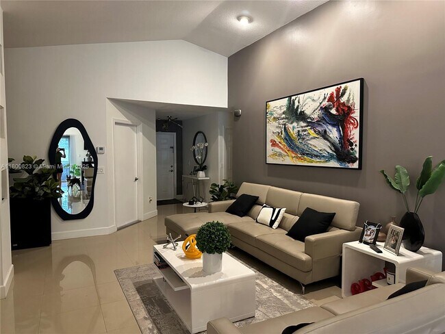 Foto del edificio - 112 Gables Blvd