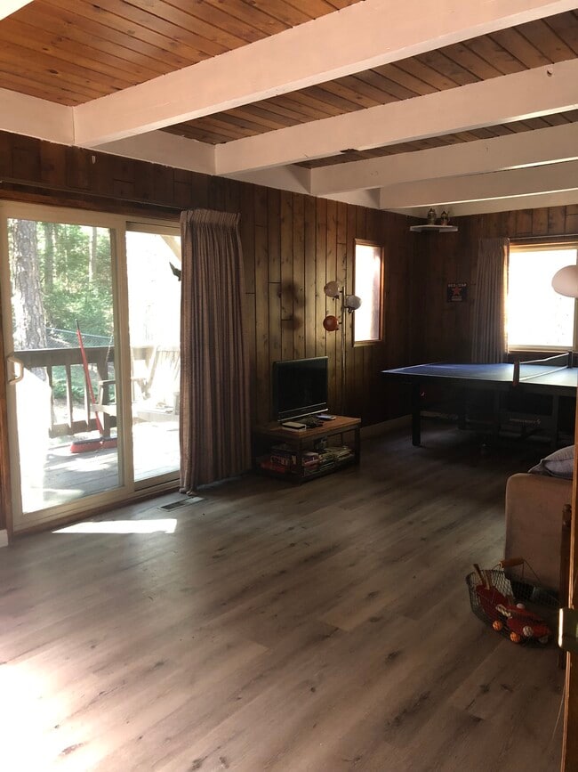 Building Photo - 24543 Albrun Dr