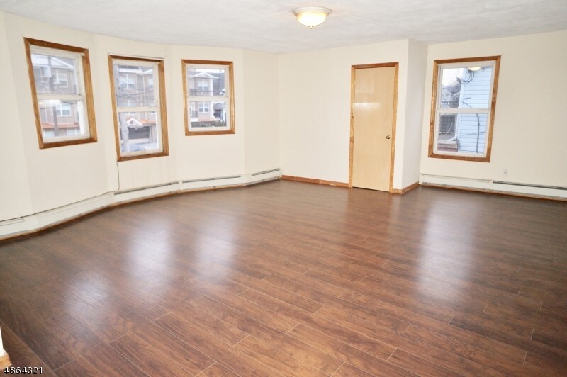 Foto principal - 621 Westfield Ave