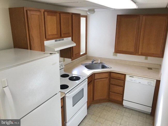 Foto del edificio - 2501 Green Valley Rd