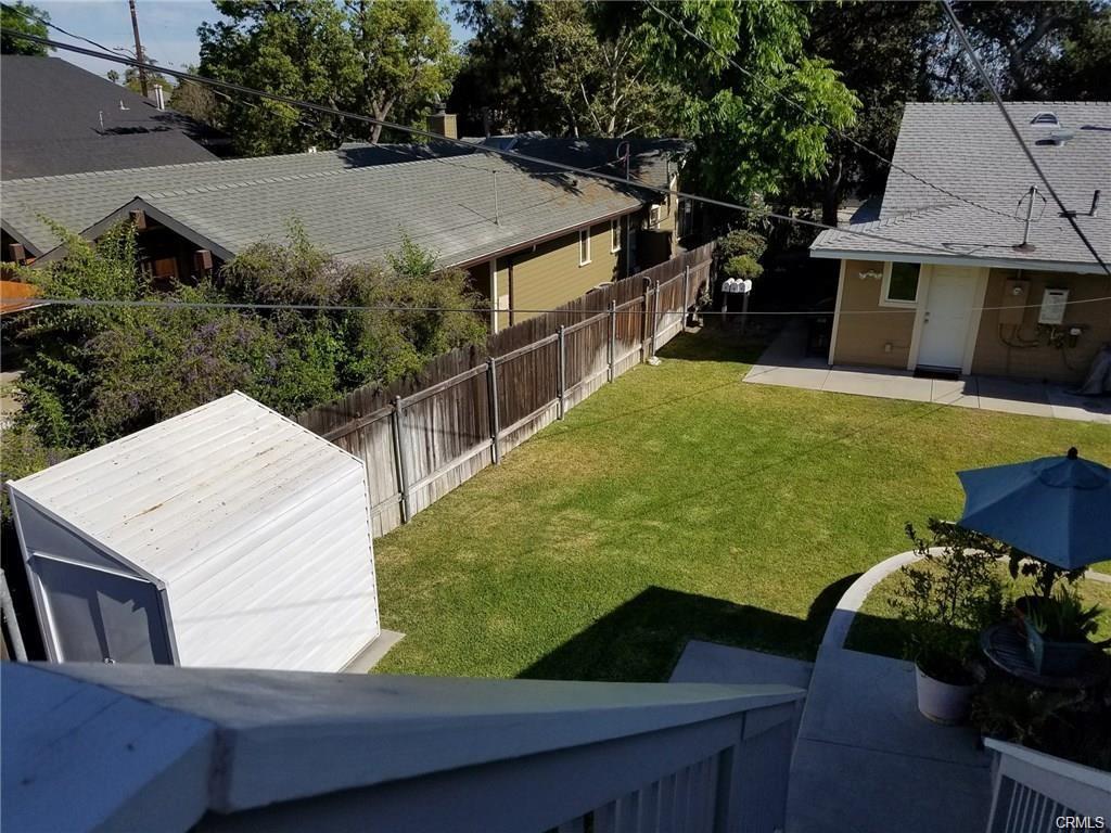 Green Area - 615 Wildrose Ave