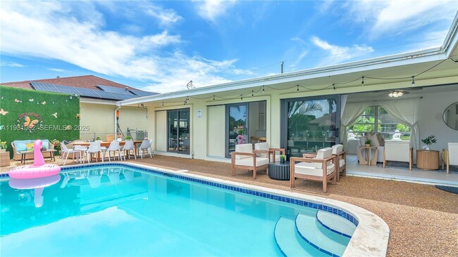 Photo - 151 SE 9th Ct House