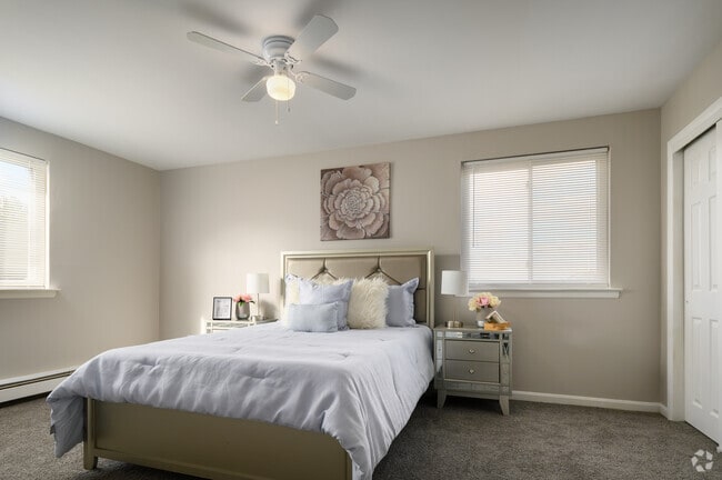 2BR, 1BA - 874SF Primary Bedroom - Southgate Gardens Apartments