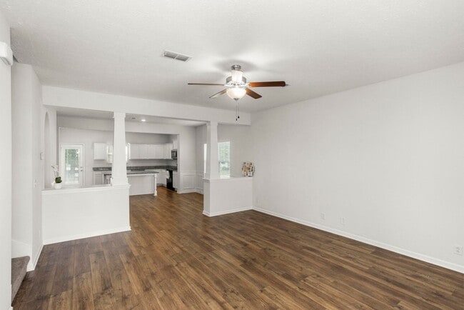 Building Photo - 1832 Charismatic Pl