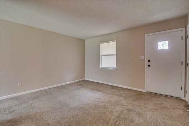 Foto del edificio - 3711 Rio Ridge Dr