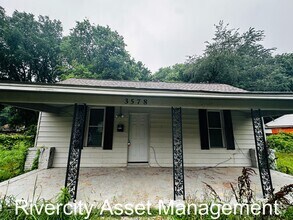 Building Photo - 3578 Hazelwood Ave