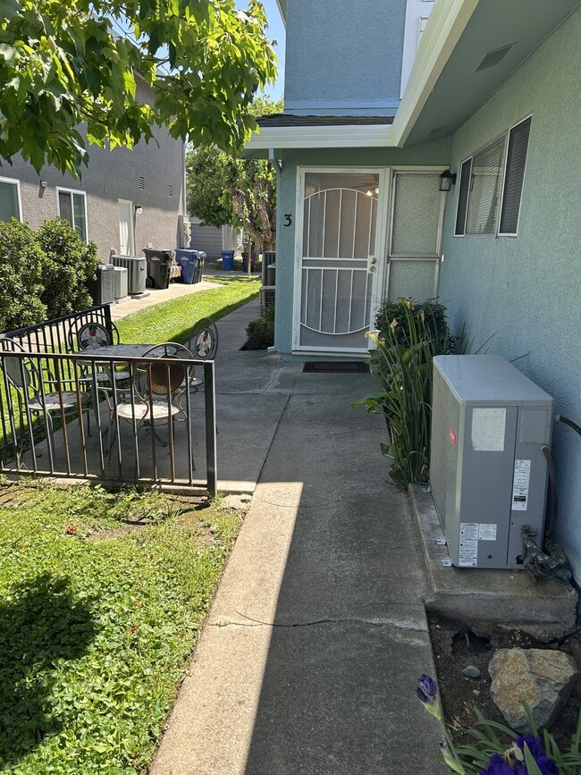 Photo - 9024 Montoya St Townhome
