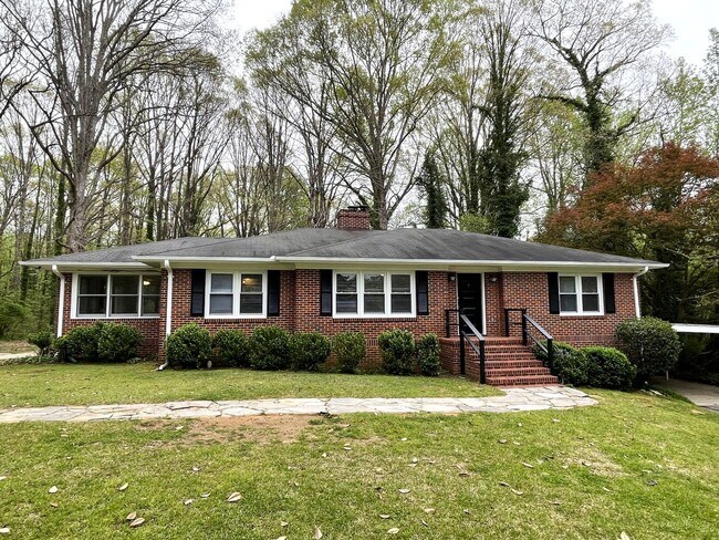 Foto del edificio - 1605 Cherokee Rd