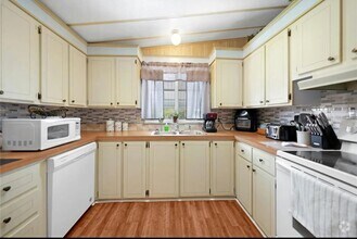Building Photo - 11291 Grapefruit Ln