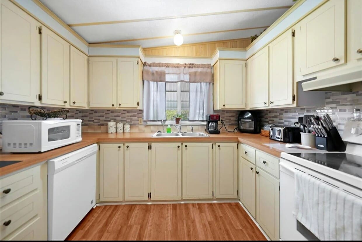Foto principal - 11291 Grapefruit Ln