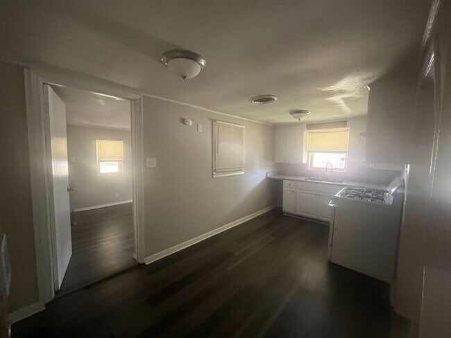 Foto del edificio - 4 Br 2 Bath Home for rent in NLR