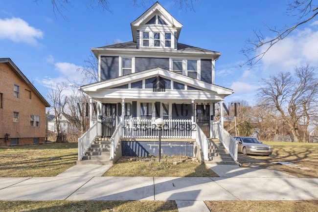 Building Photo - 4811-15 Seyburn St