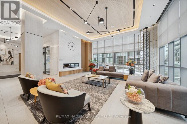 Photo du bâtiment - 65 Annie Craig Dr